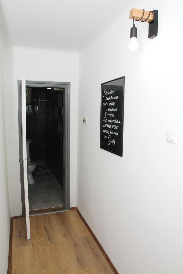 Apartman Zen Apartamento Osijek Exterior foto